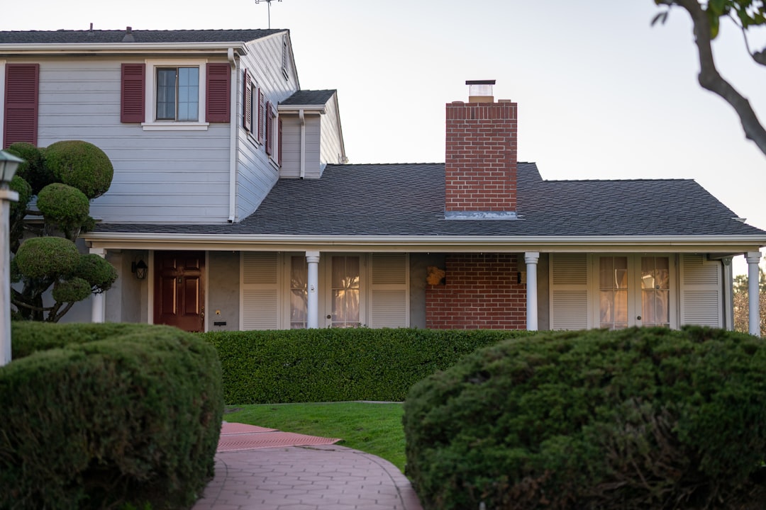 Chimney & Fireplace Services In Lakewood CA 1 Chimney sweep and repair services in Lakewood CA