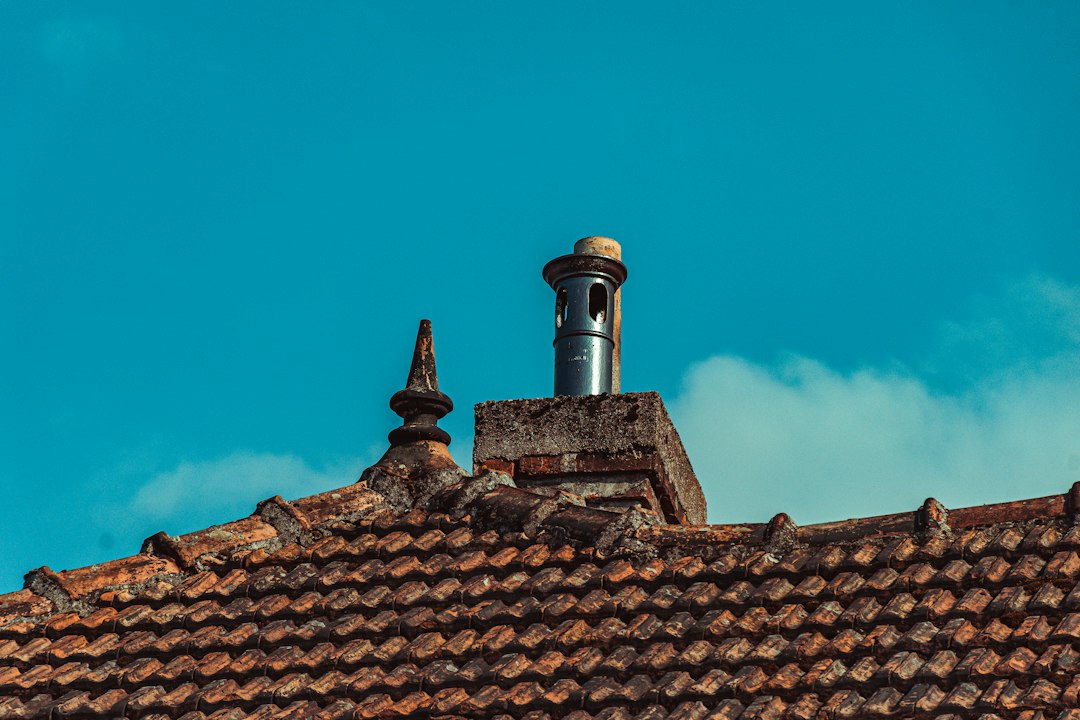 Chimney & Fireplace Services In Belmont Shore CA 1 Chimney sweep and repair services in Belmont Shore CA
